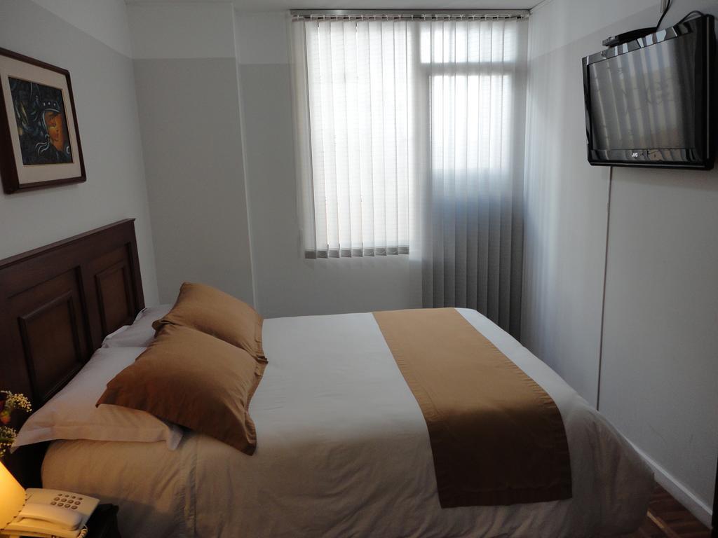 Hotel Rincón Escandinavo Quito Habitación foto